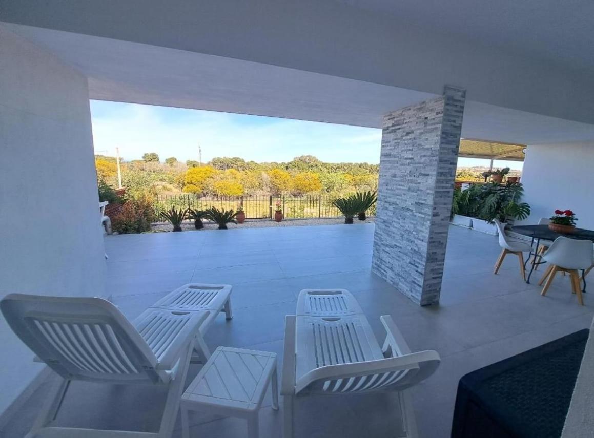 I Mori Di Brucoli Villa Bagian luar foto